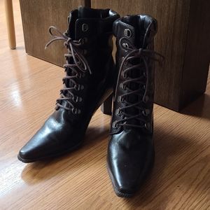 Lace-up high heel boots